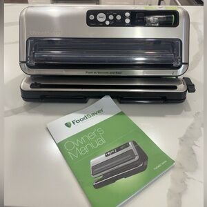 FoodSaver FM5400 Vacuum Sealer 2-in-1 Automatic Bag Roll Storage Tested